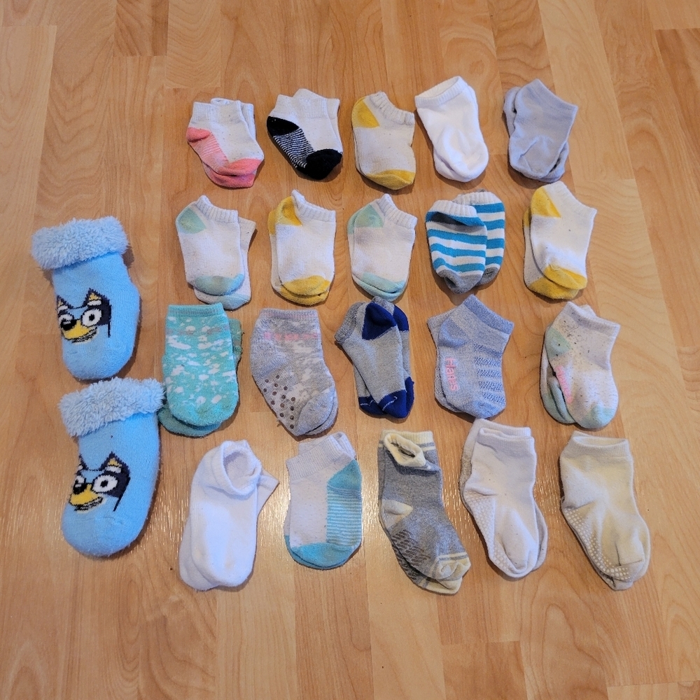 Baby Toddler Socks Bundle And Bluey Slipper Socks Size 12-36 Months